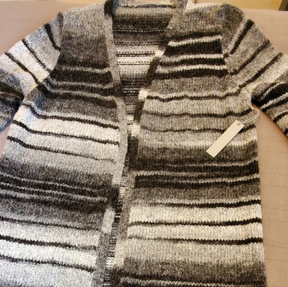 Tart Collections Ilianna Wool-blend Cardigan - Picture 4 of 6